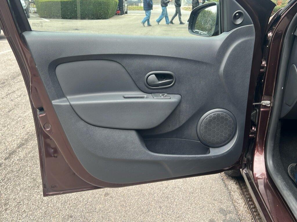 Dacia Sandero 1.0 sce 75cv