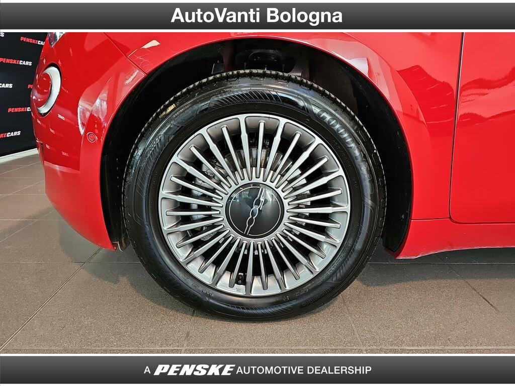 Fiat 500 e Cabrio 42 kWh La Prima