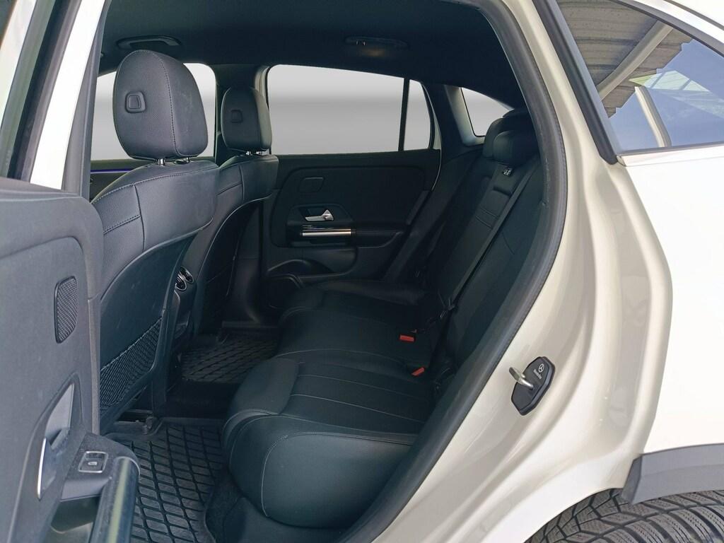 Mercedes EQA 300 Sport 4matic