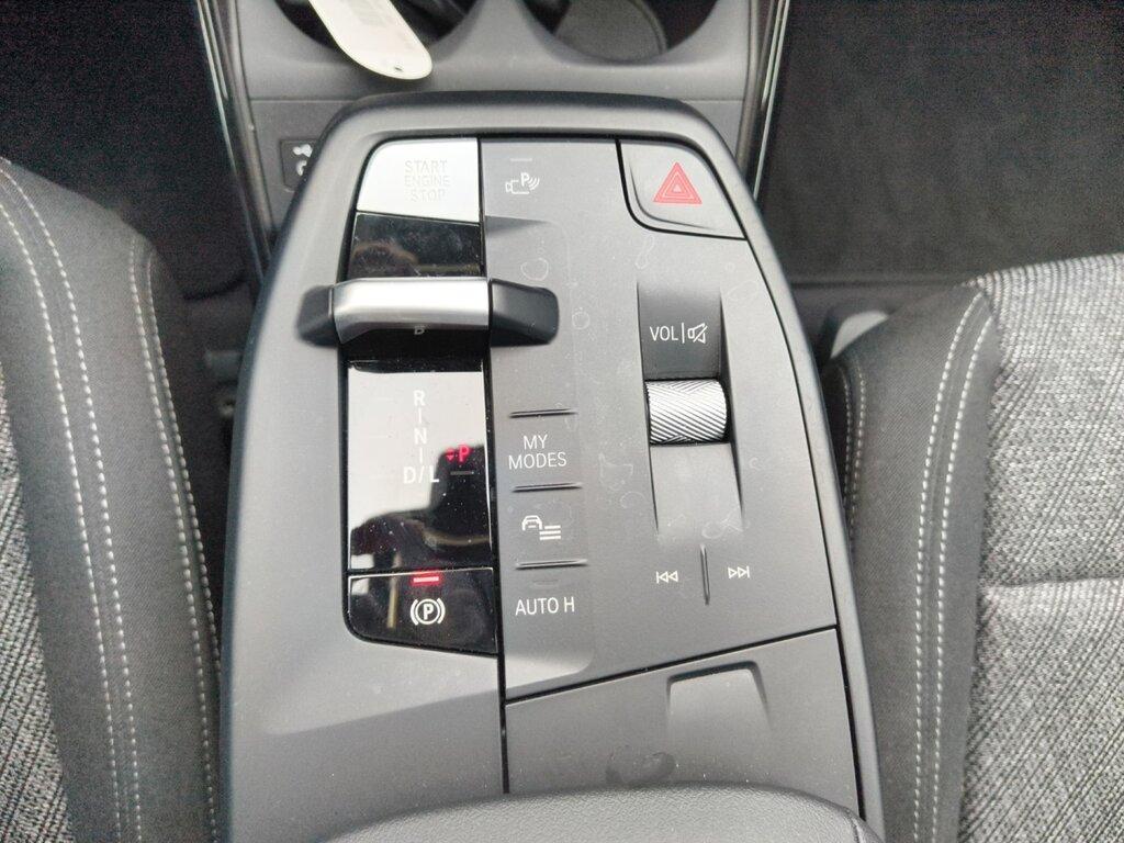 BMW X1 sdrive20i mhev 48V auto