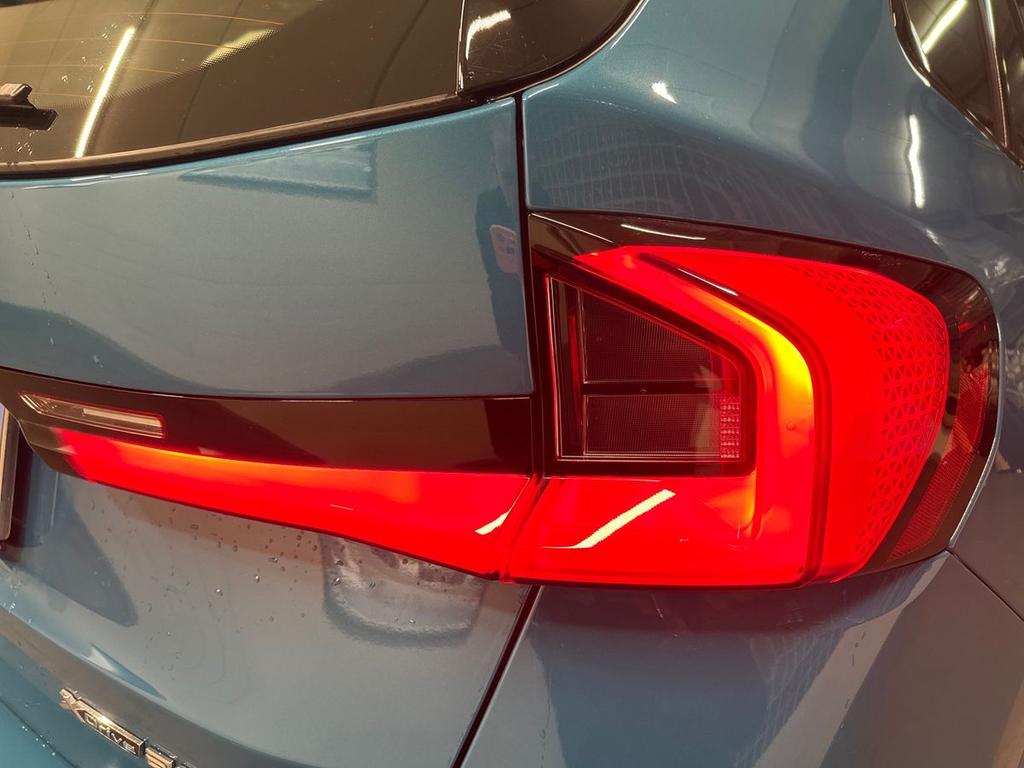 BMW X1 xdrive23d mhev 48V auto