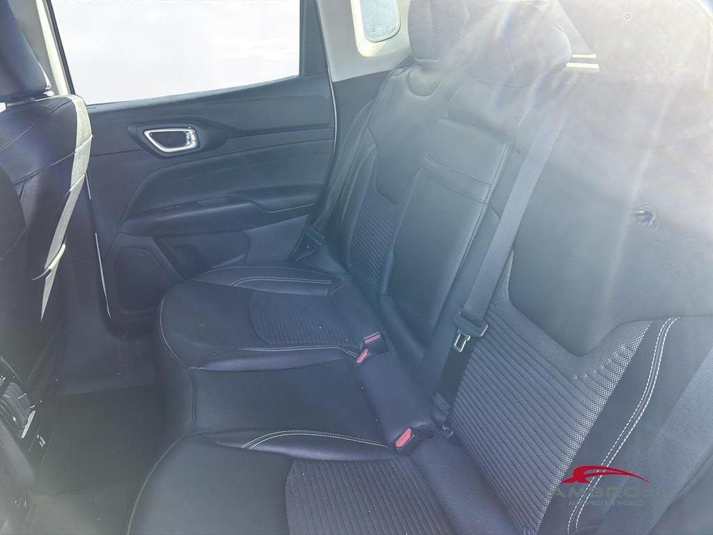 Jeep Compass 1.5 turbo t4 mhev Limited 2wd 130cv dct