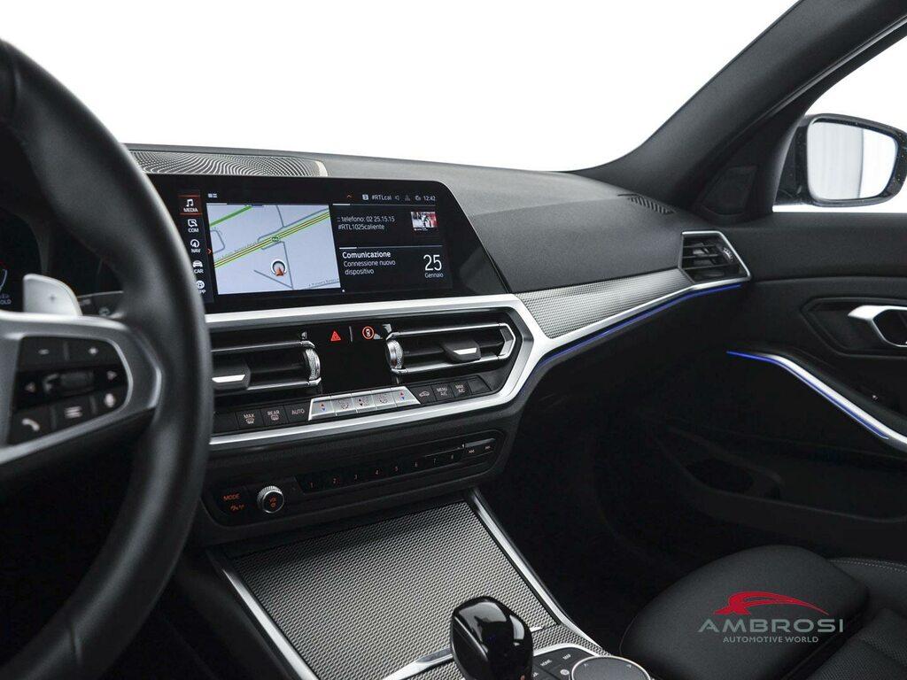 BMW Serie 3 330d Touring mhev 48V Msport auto