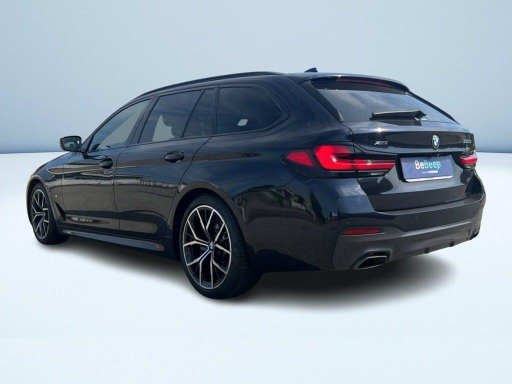 BMW Serie 5 530d Touring mhev 48V xdrive Msport auto