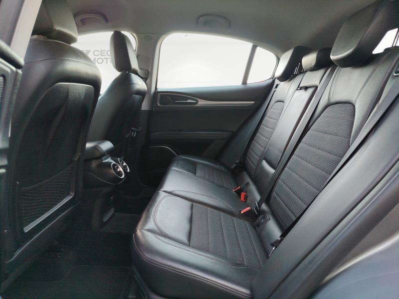 Alfa Romeo Stelvio 2.2 t Business rwd 180cv auto