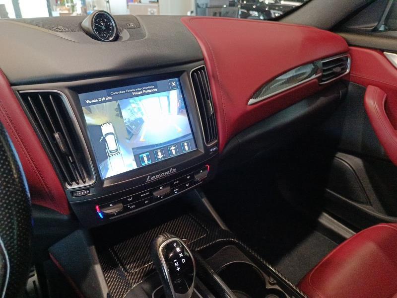 Maserati Levante 3.0 V6 430cv auto