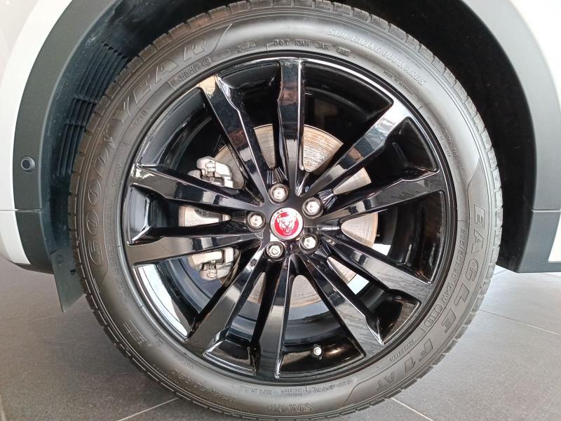 Jaguar E-Pace 2.0 D163 R-Dynamic awd auto