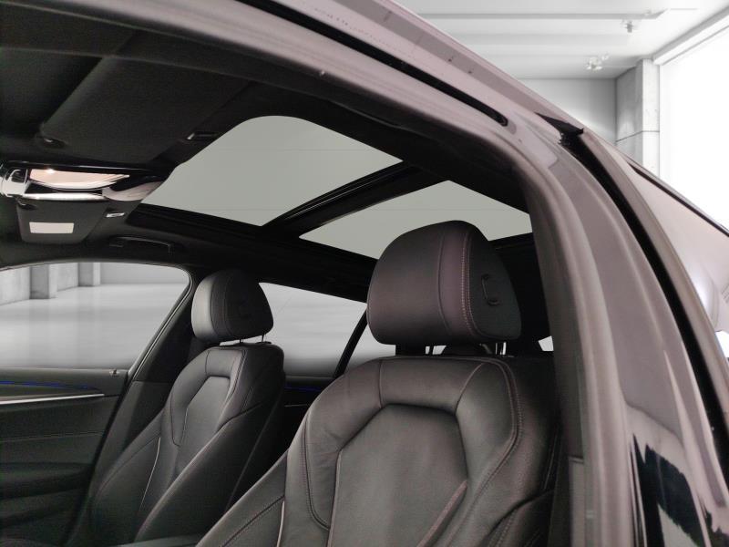 BMW Serie 5 530d Touring mhev 48V xdrive Luxury auto