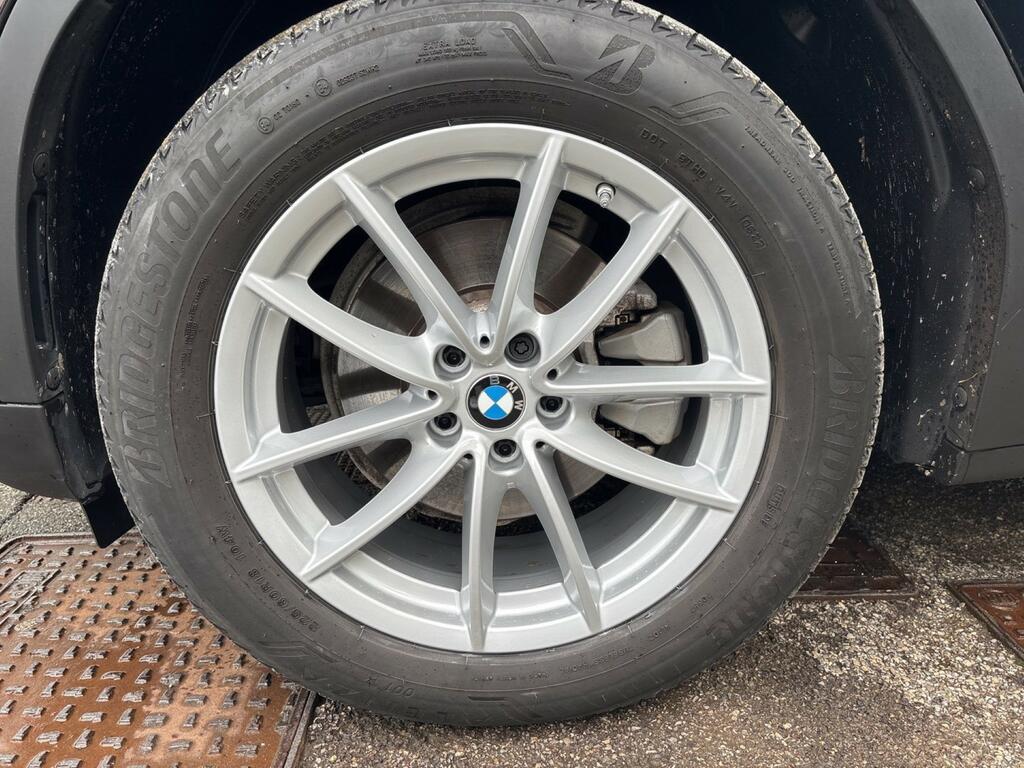 BMW X3 xdrive20d mhev 48V auto