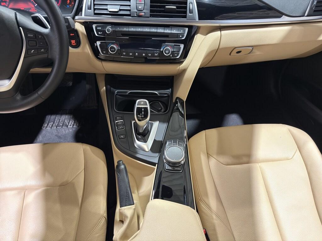 BMW Serie 3 320d Touring xdrive Luxury auto