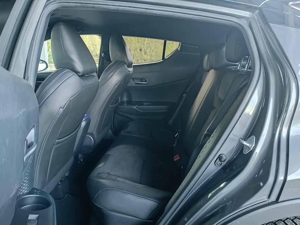 Toyota C-HR 2.0h Style e-cvt