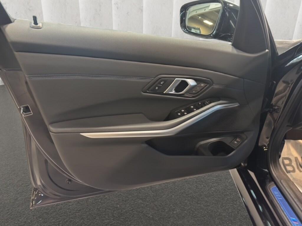 BMW Serie 3 320d Touring mhev 48V Msport xdrive auto