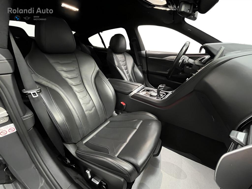 BMW Serie 8 840d Gran Coupe mhev 48V xdrive Individual Composition Msport auto