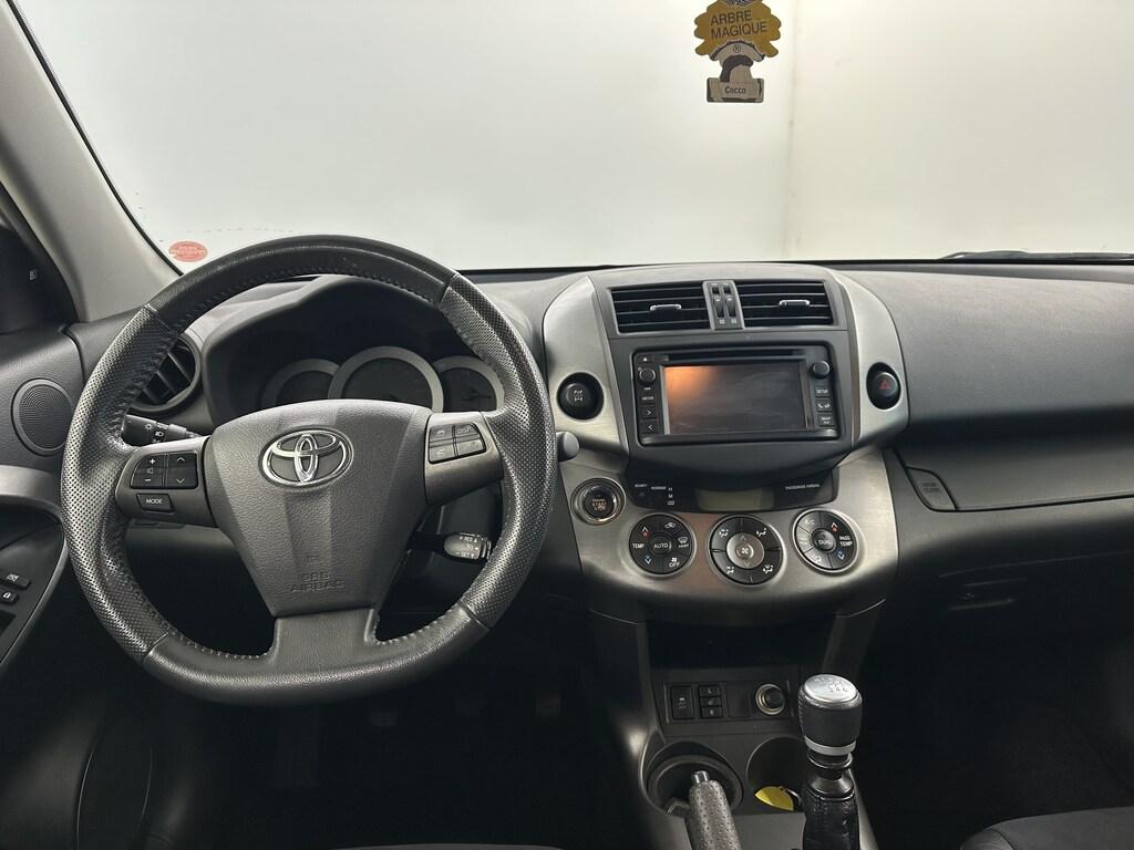 Toyota RAV4 2.2 d-4d Lounge 150cv mt