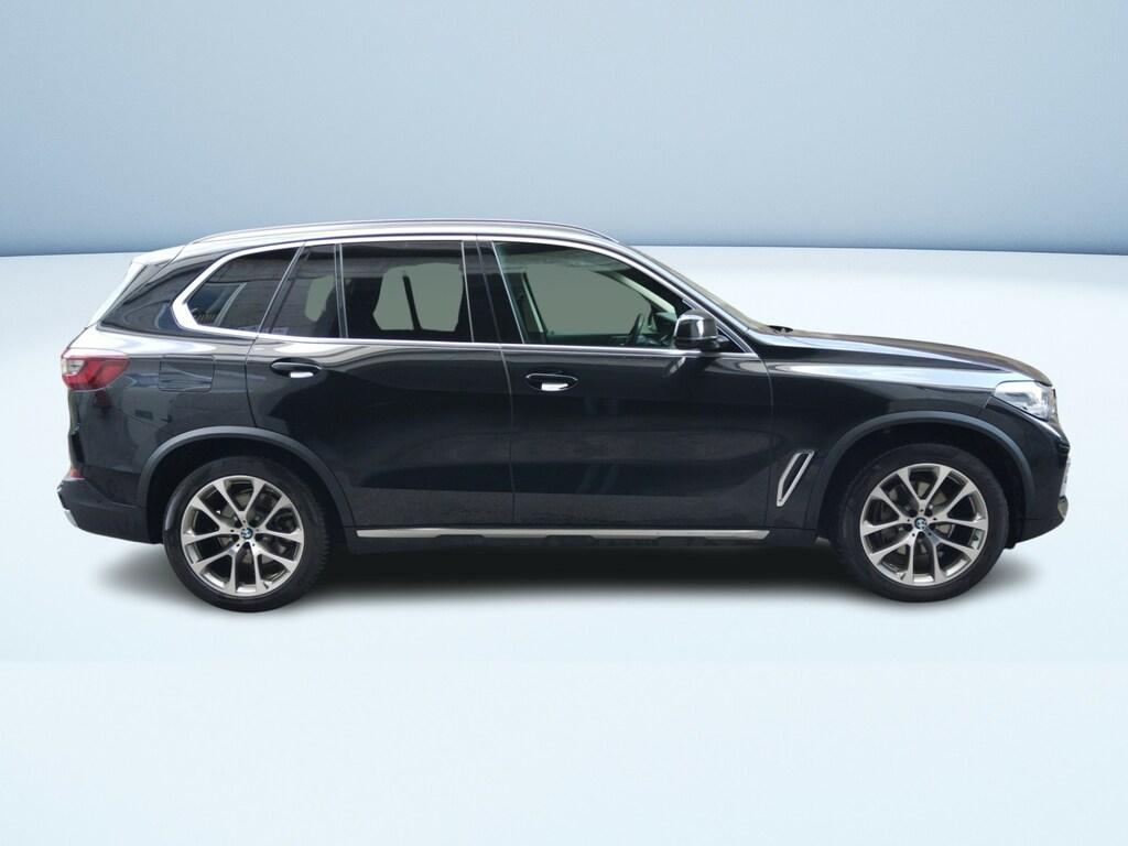 BMW X5 xdrive30d mhev 48V xLine auto