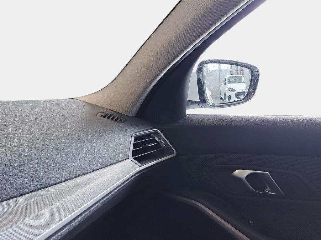 BMW Serie 3 316d Touring mhev 48V auto