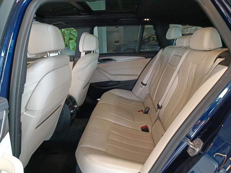 BMW Serie 5 530d Touring mhev 48V xdrive Msport auto