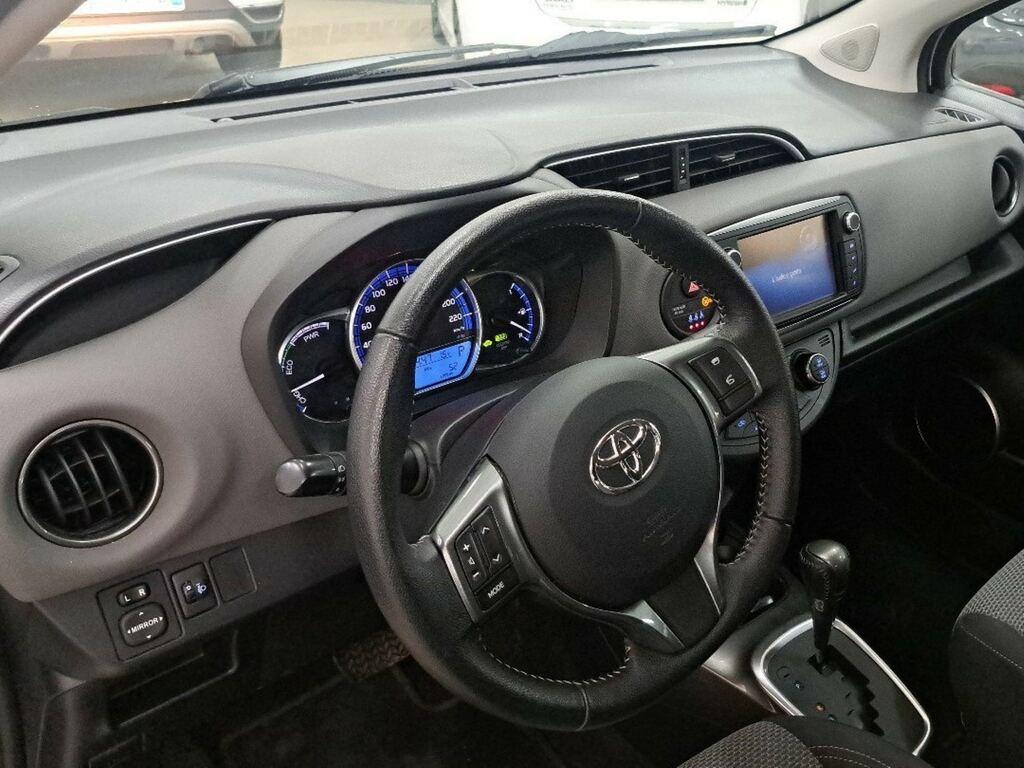 Toyota Yaris 1.5 hybrid Active 5p my16