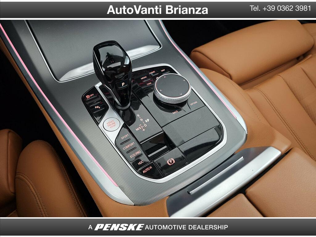BMW X5 xdrive30d mhev 48V xLine auto