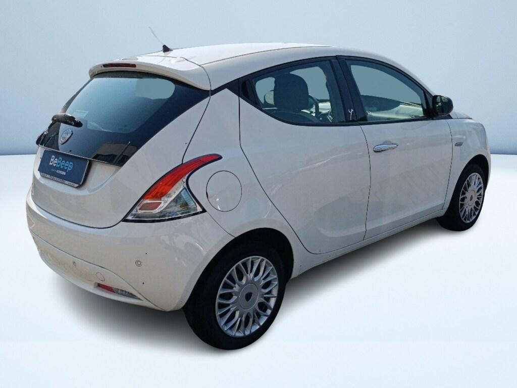 Lancia Ypsilon 1.2 Silver 69cv
