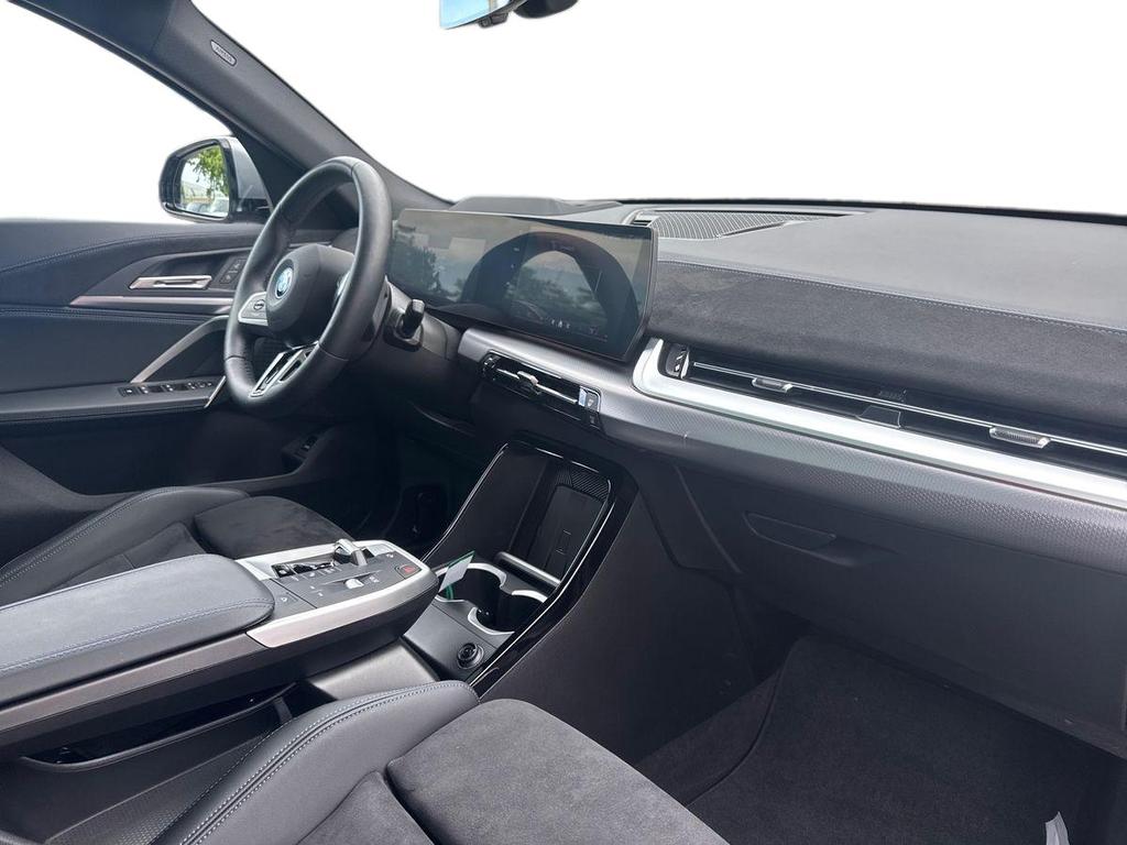 BMW iX2 edrive 20 MSport Pro