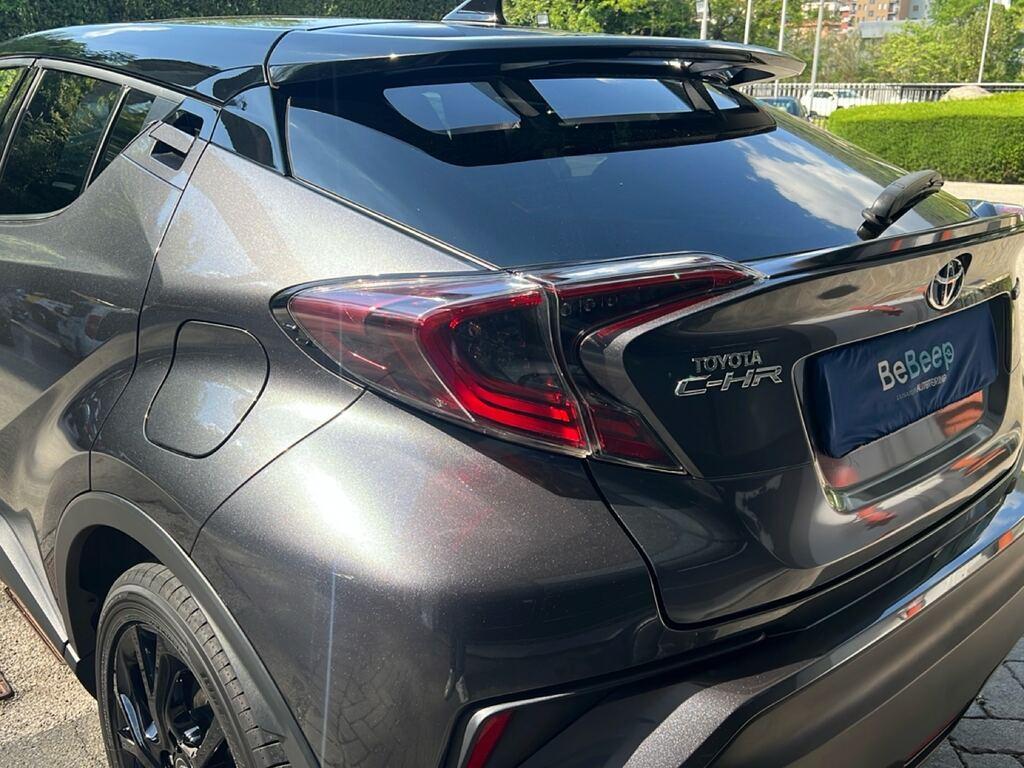 Toyota C-HR 1.8h Dynamic 2wd e-cvt