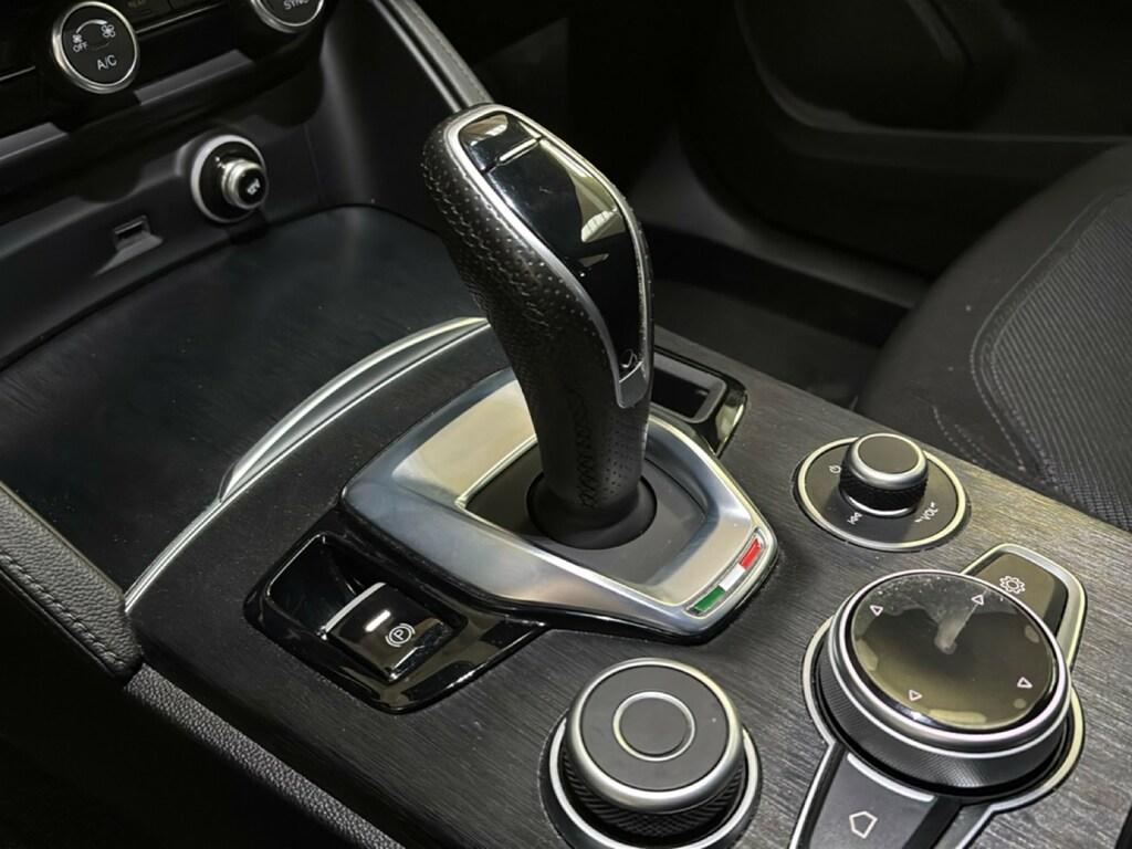 Alfa Romeo Stelvio 2.2 t Super Q4 210cv auto