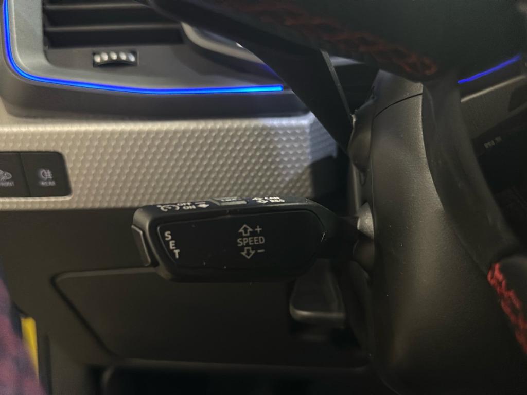 Audi A1 Sportback 40 2.0 tfsi Identity Black 207cv s-tronic