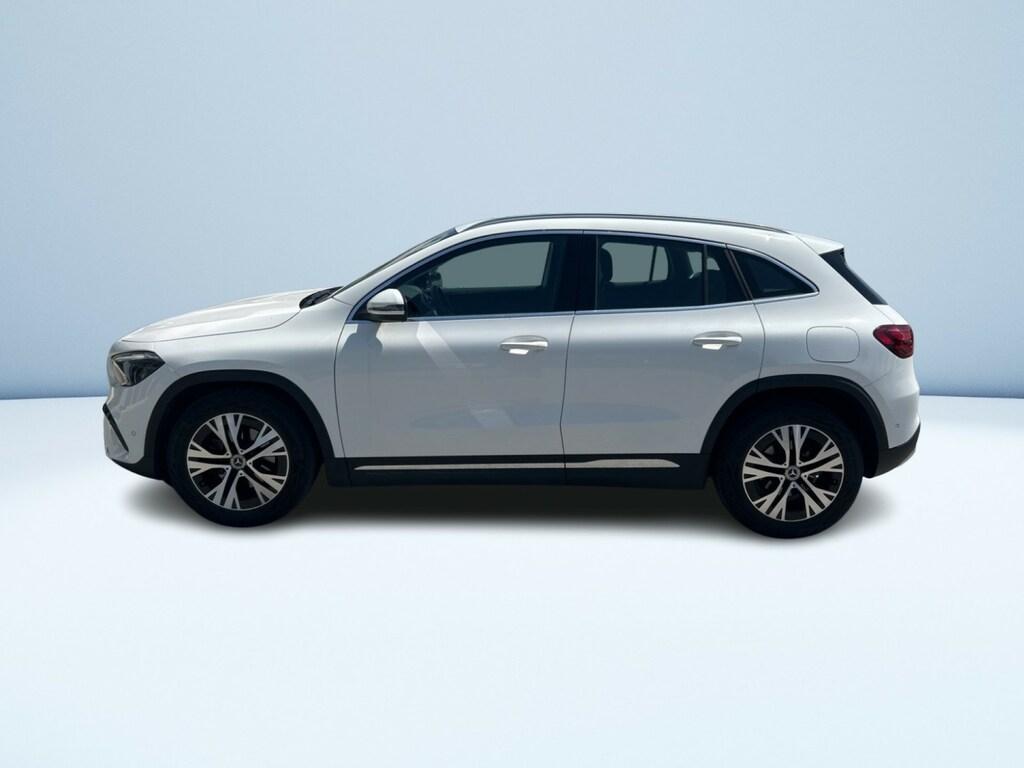 Mercedes GLA 180 d Progressive Advanced auto