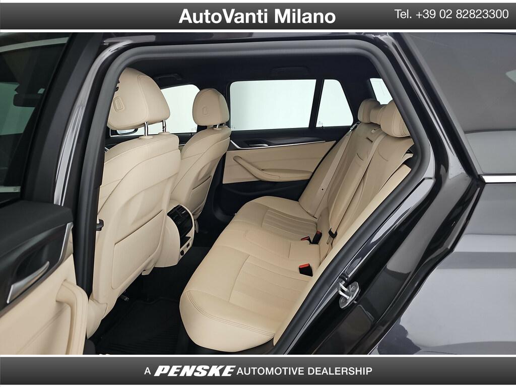 BMW Serie 5 530d Touring mhev 48V xdrive Msport auto