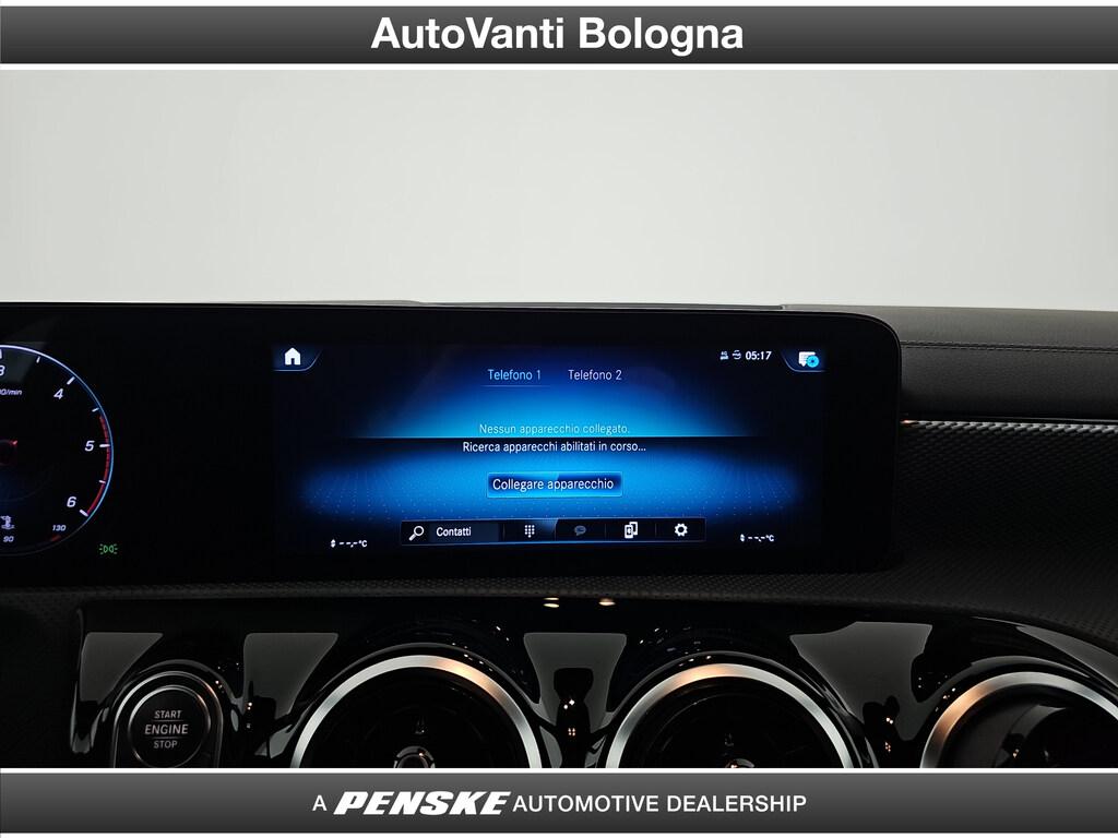 Mercedes CLA Shooting Brake 180 d Night edition auto