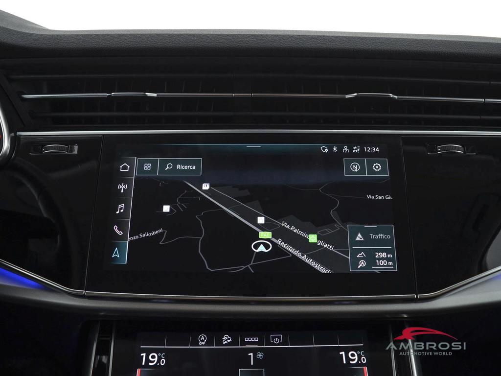 Audi Q7 45 3.0 tdi mhev Business quattro tiptronic