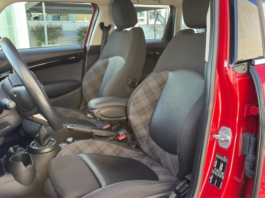 Mini Cooper D 1.5 D Cooper D Business