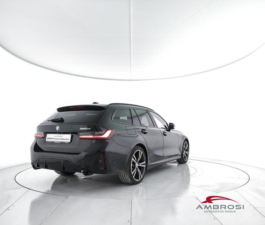 BMW Serie 3 320d Touring mhev 48V Msport xdrive auto