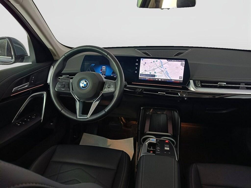 BMW iX1 edrive 20 X-Line