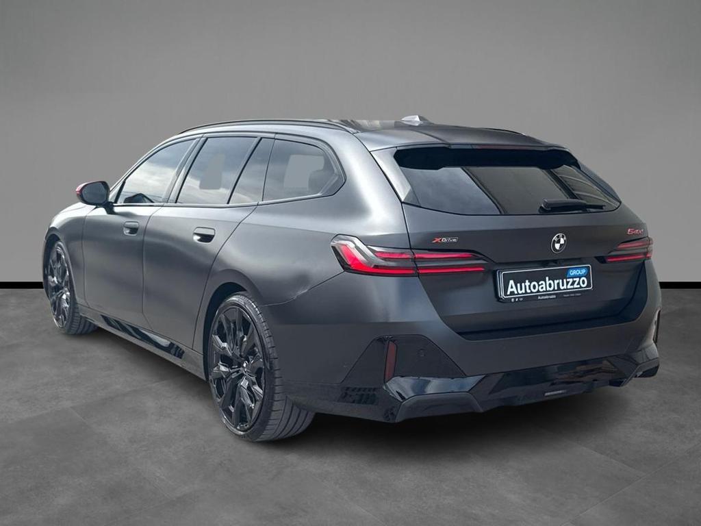 BMW Serie 5 540d Touring 48V xdrive M Sport Pro auto