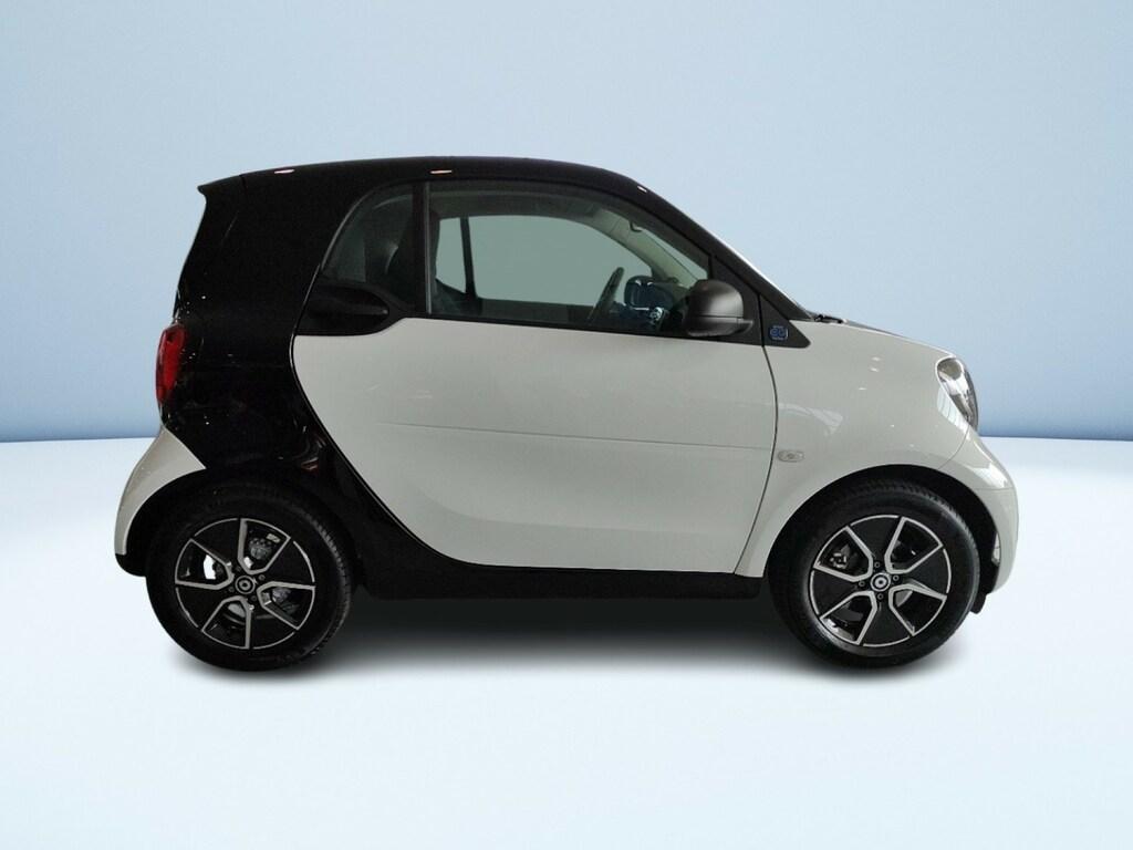 Smart fortwo eq Pure 22kW