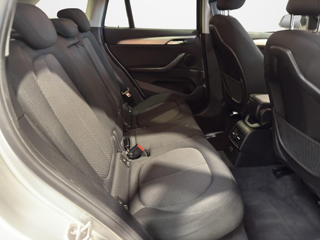 BMW X1 sdrive18i Advantage 136cv auto