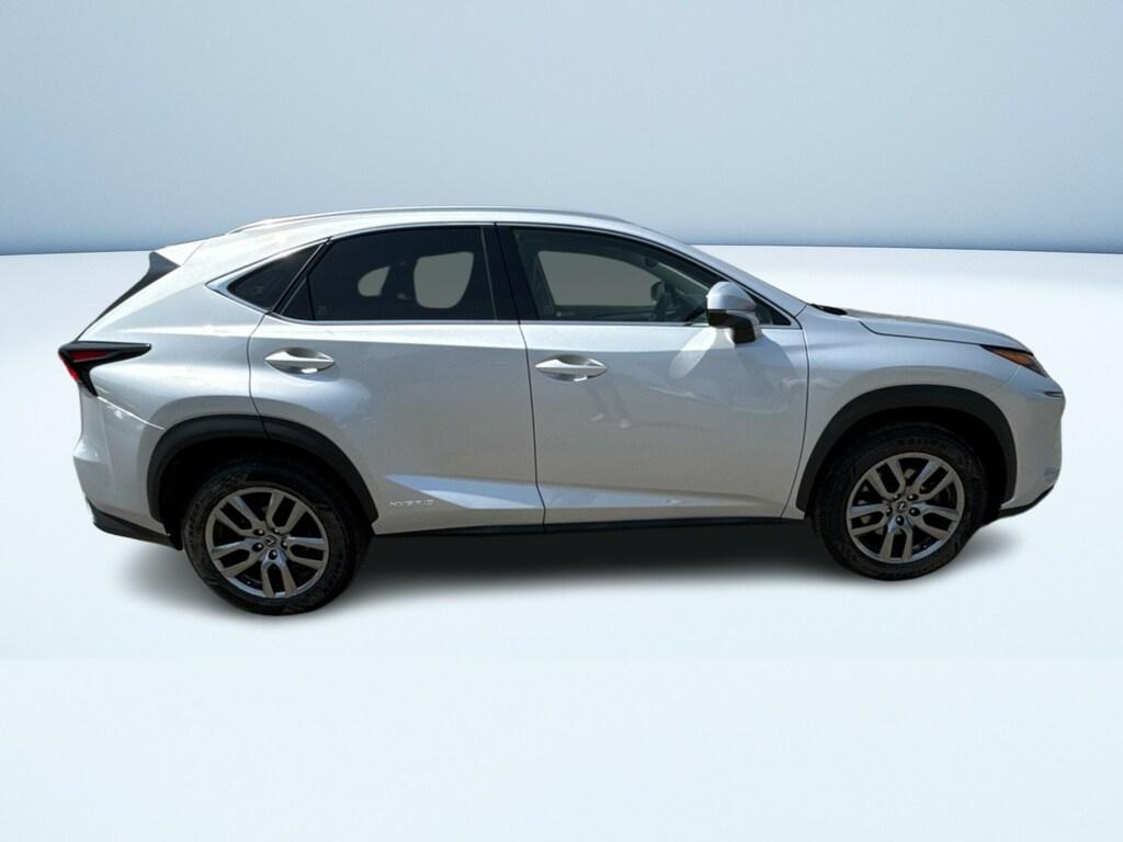 Lexus NX 300 h 2.5 Executive 4wd cvt