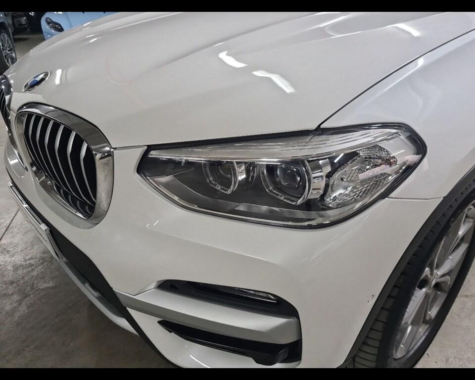 BMW X3 xdrive20d mhev 48V xLine auto