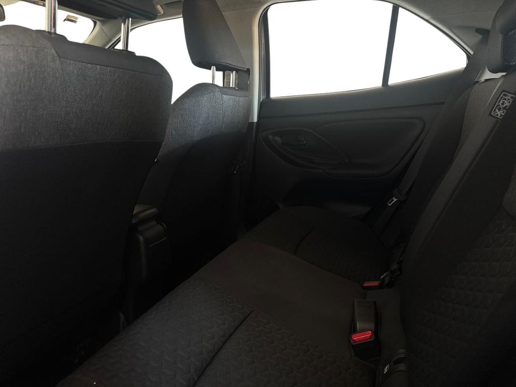 Toyota Yaris Cross 1.5h Active fwd 116cv e-cvt