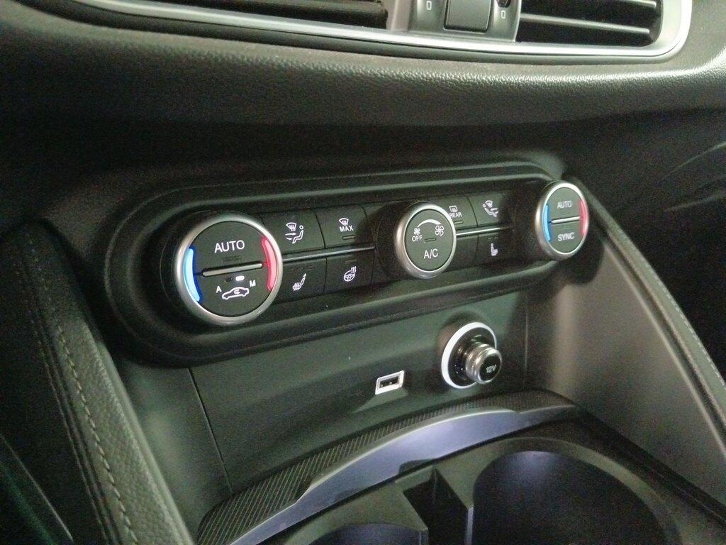 Alfa Romeo Stelvio 2.2 t Veloce Q4 210cv auto