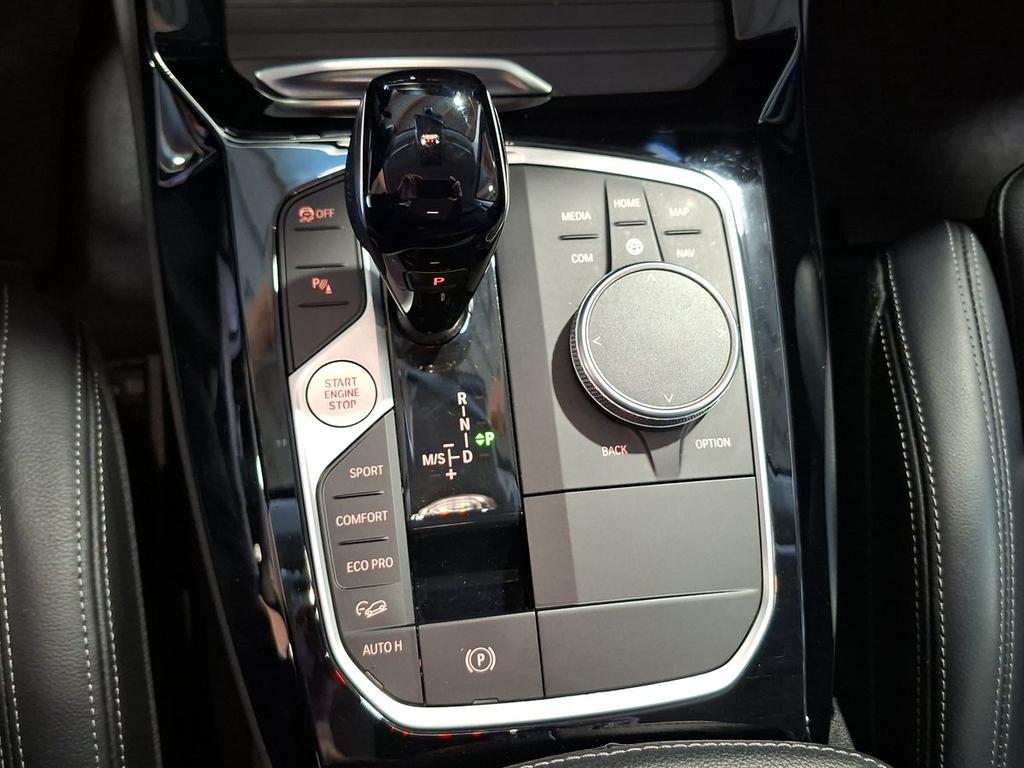 BMW X3 xdrive20d mhev 48V auto