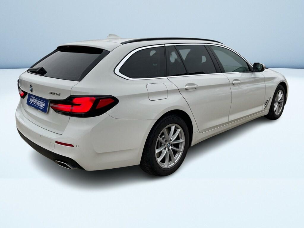 BMW Serie 5 520d Touring mhev 48V Business auto