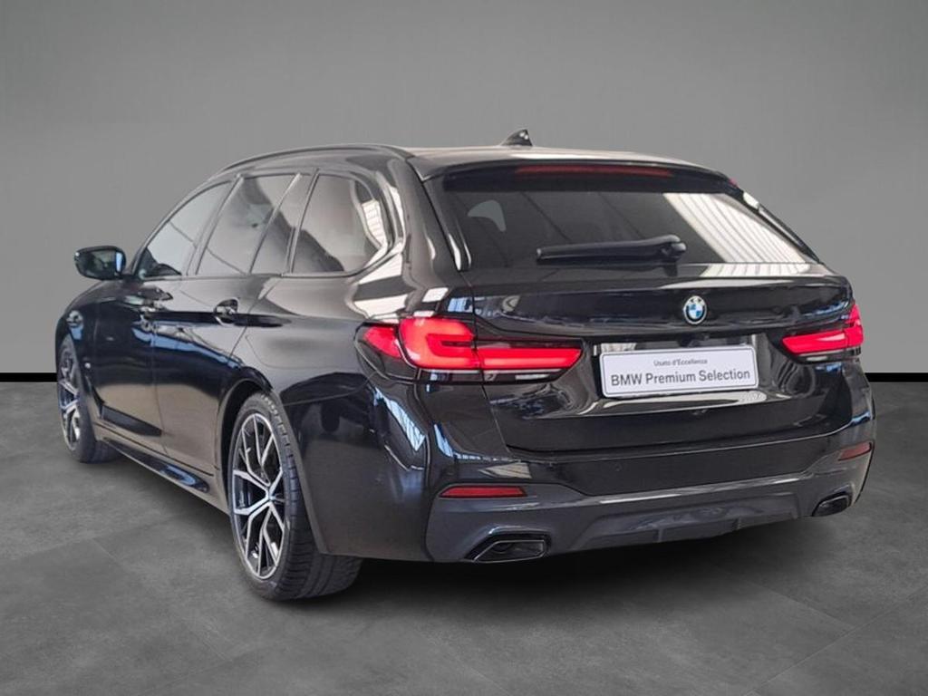 BMW Serie 5 520d Touring mhev 48V xdrive Business auto