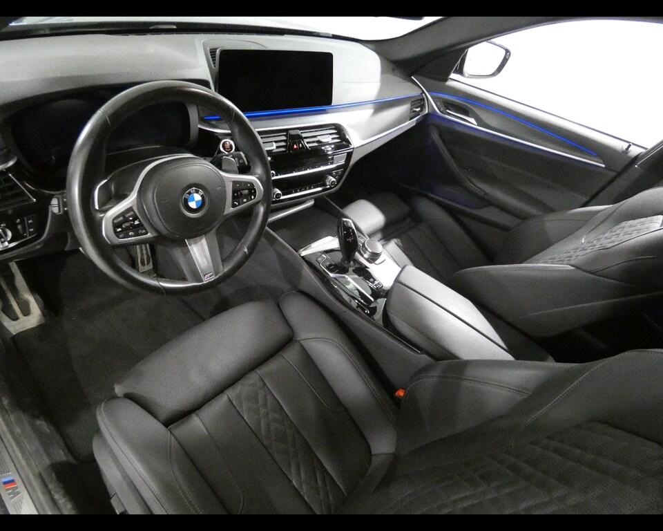 BMW Serie 5 520d Touring mhev 48V xdrive Msport auto