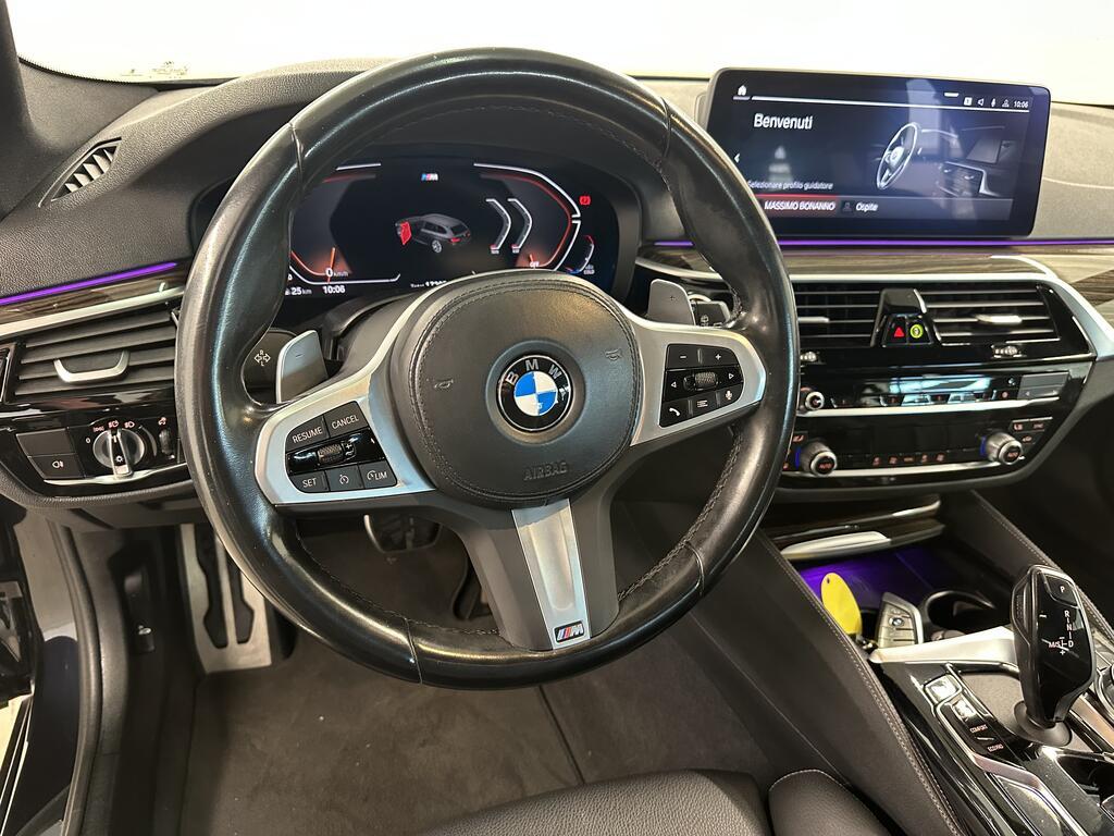 BMW Serie 5 520d Touring mhev 48V xdrive Msport auto