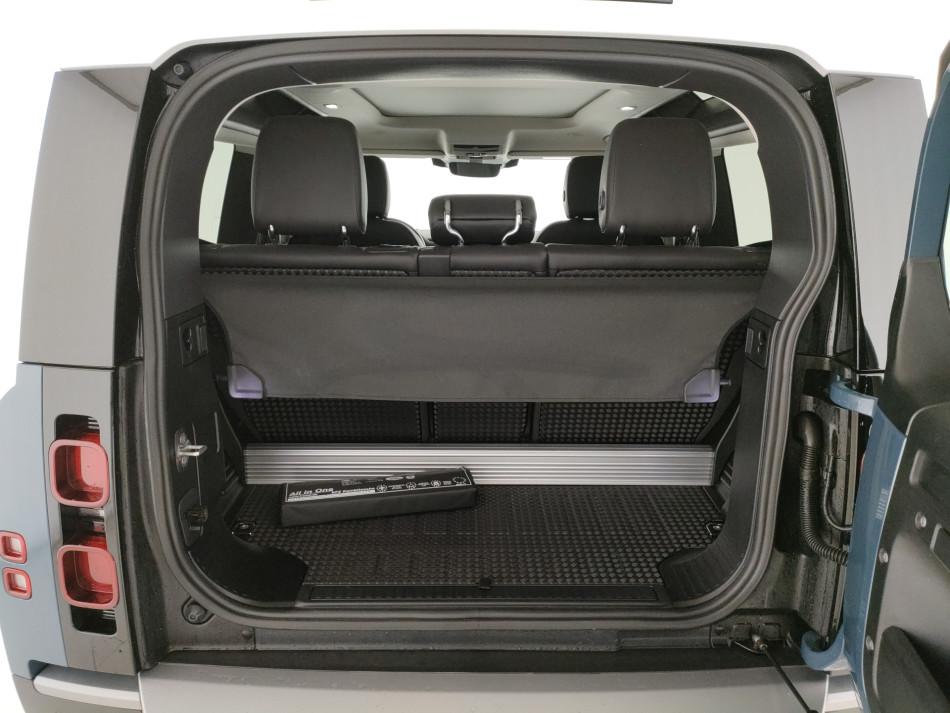 Land Rover Defender 130 3.0d i6 mhev Outbound awd 300cv auto 5p.ti