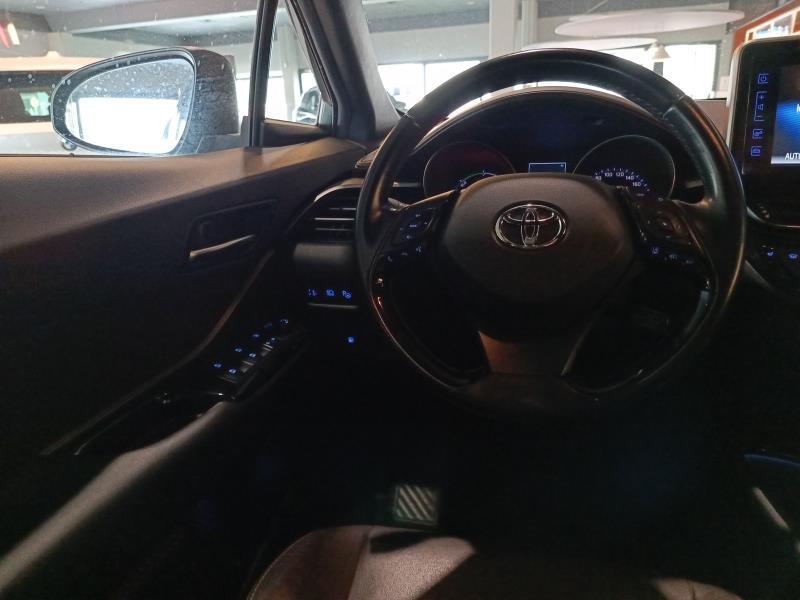 Toyota C-HR 1.8h Lounge 2wd e-cvt
