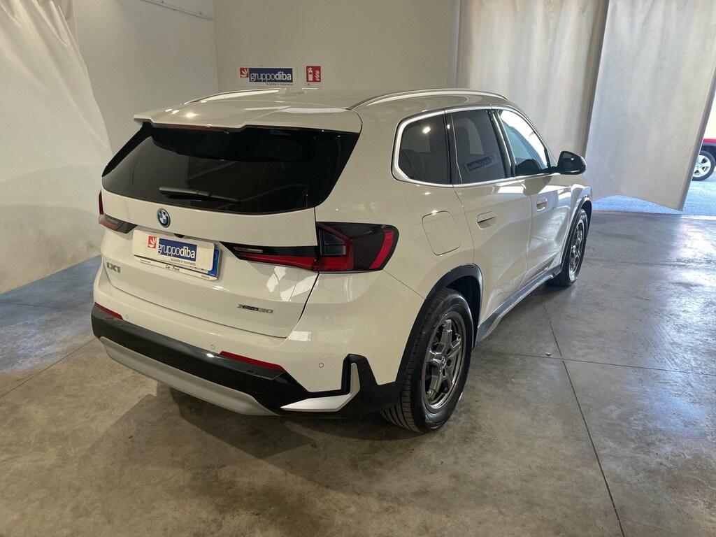 BMW iX1 30 xdrive X-Line